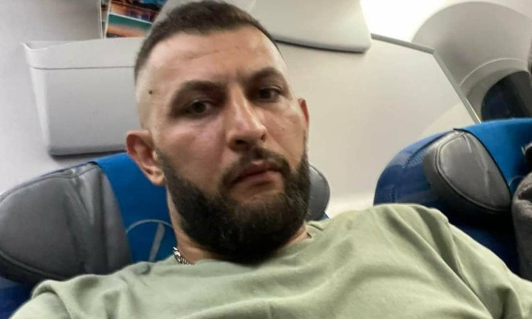 arsen-hakobyan_poxeq.jpg