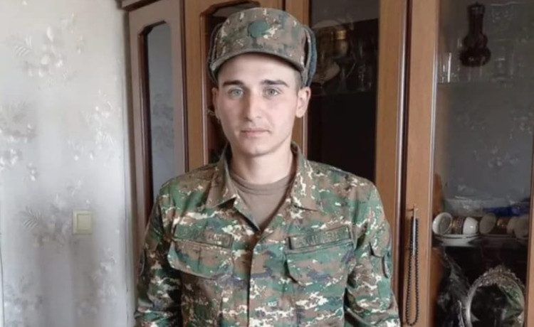 19-amya-volodya-abrahamyan_uOmWk.jpg
