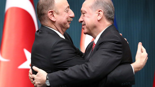 detailea62ae5da7eb40907c92c82fba853d45_bpoZi.jpg